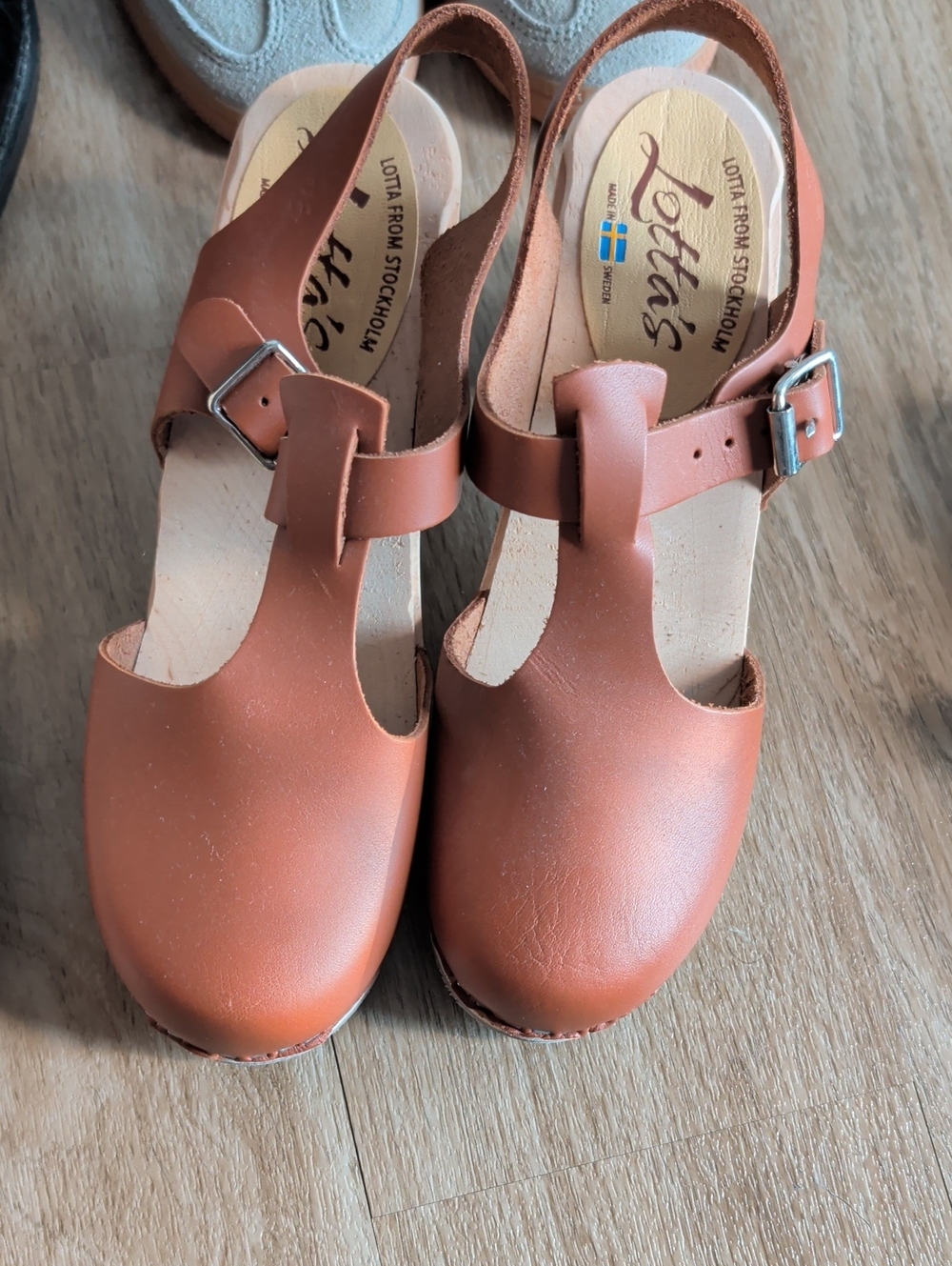 2. Lotta heels